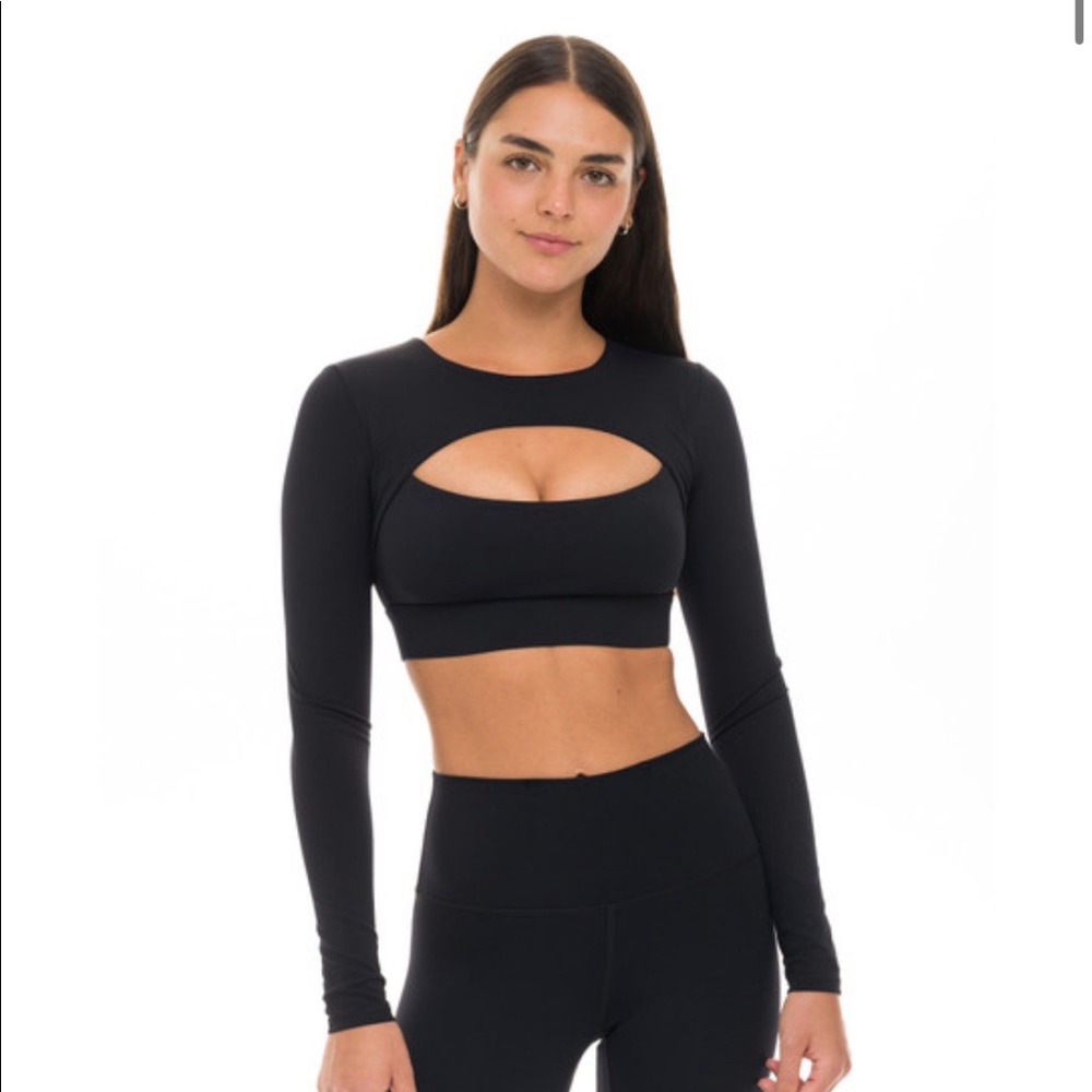 NWT Lerin USA Olivia Top in Black - Size Small